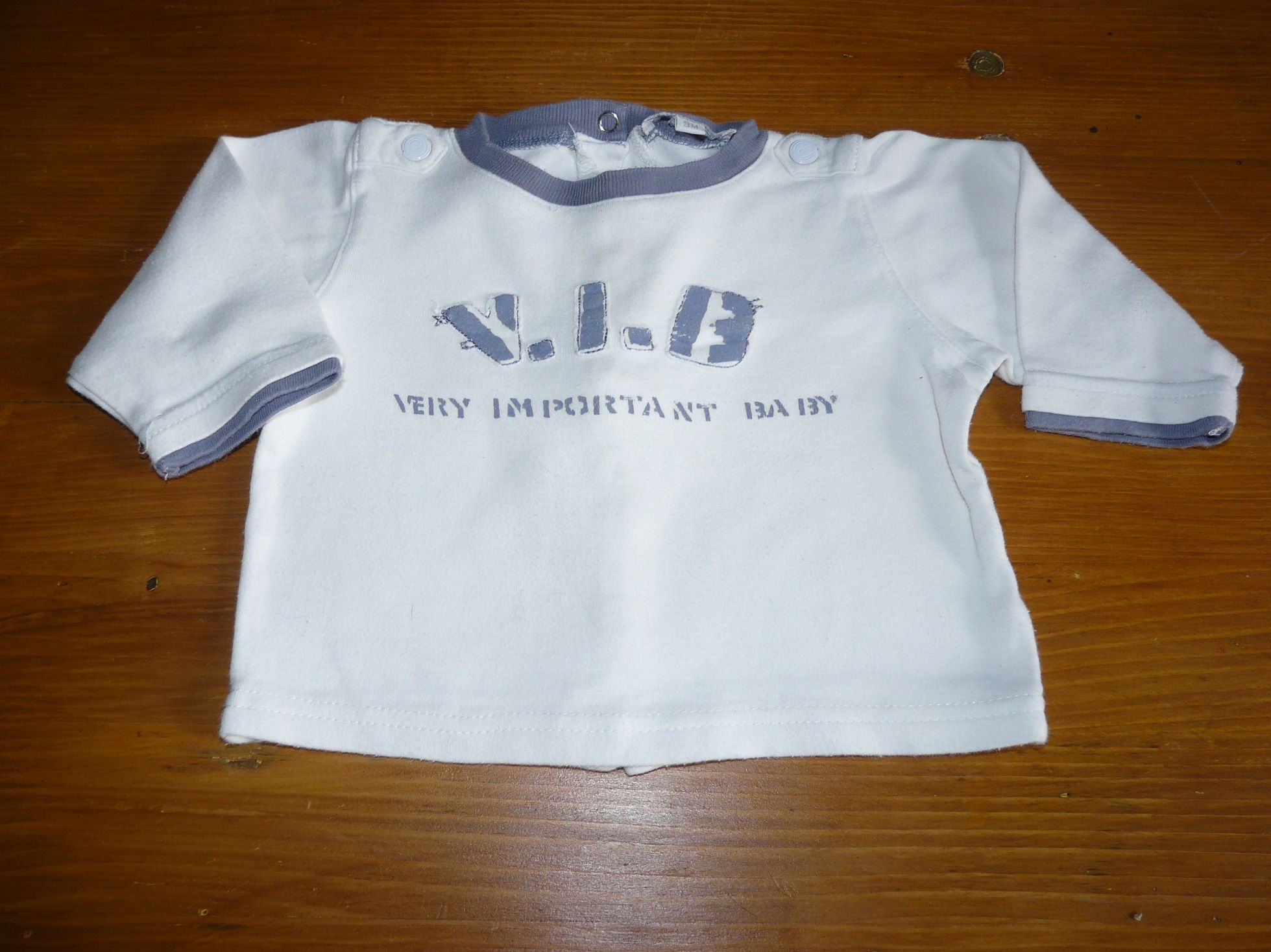 33 tee shirt garçon 9 mois